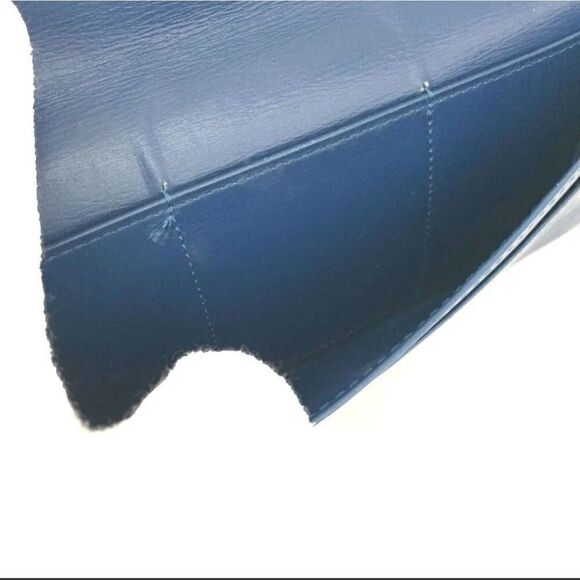 Authentic Louis Vuitton Epi Porte  Bifold Long Wallet /MI0994. - Picture 6 of 8